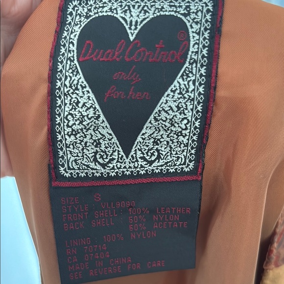 Vintage Tan Suede Button-Up Vest - Picture 9 of 10